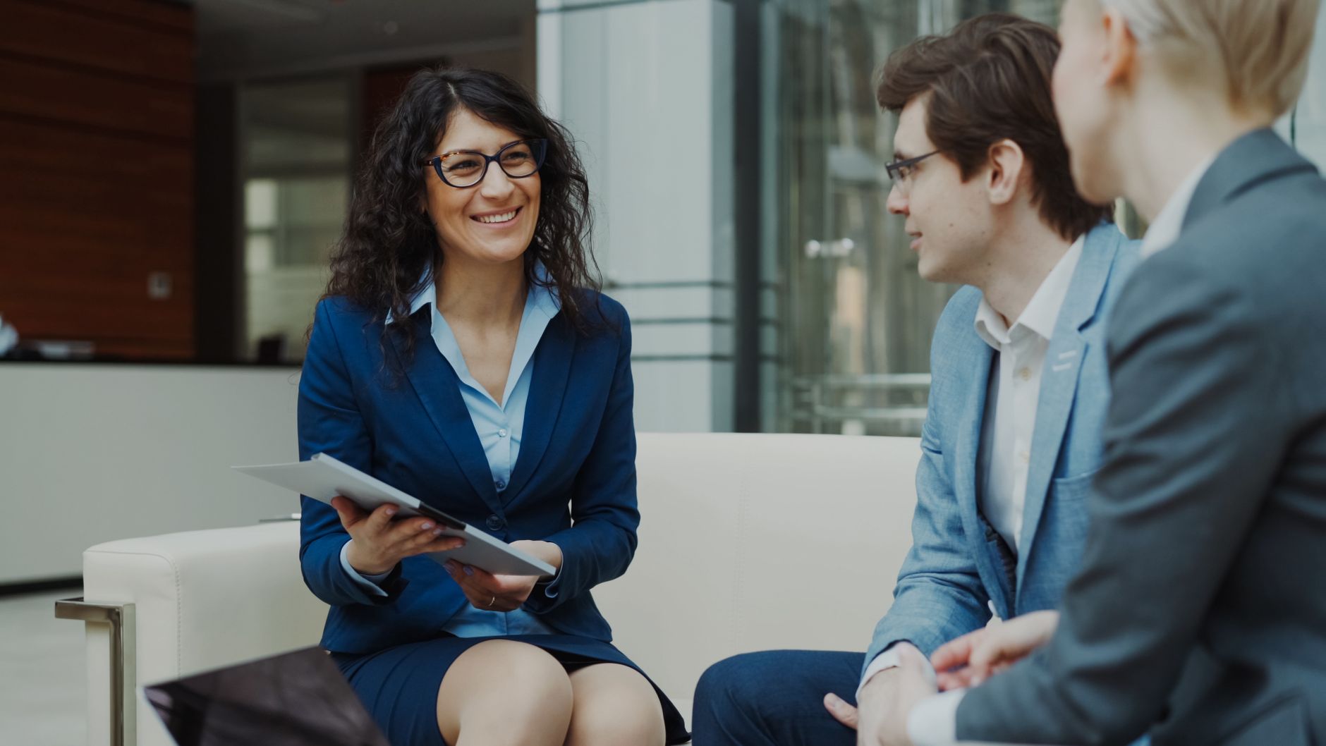 What Does a Travel Management Consultant Do?