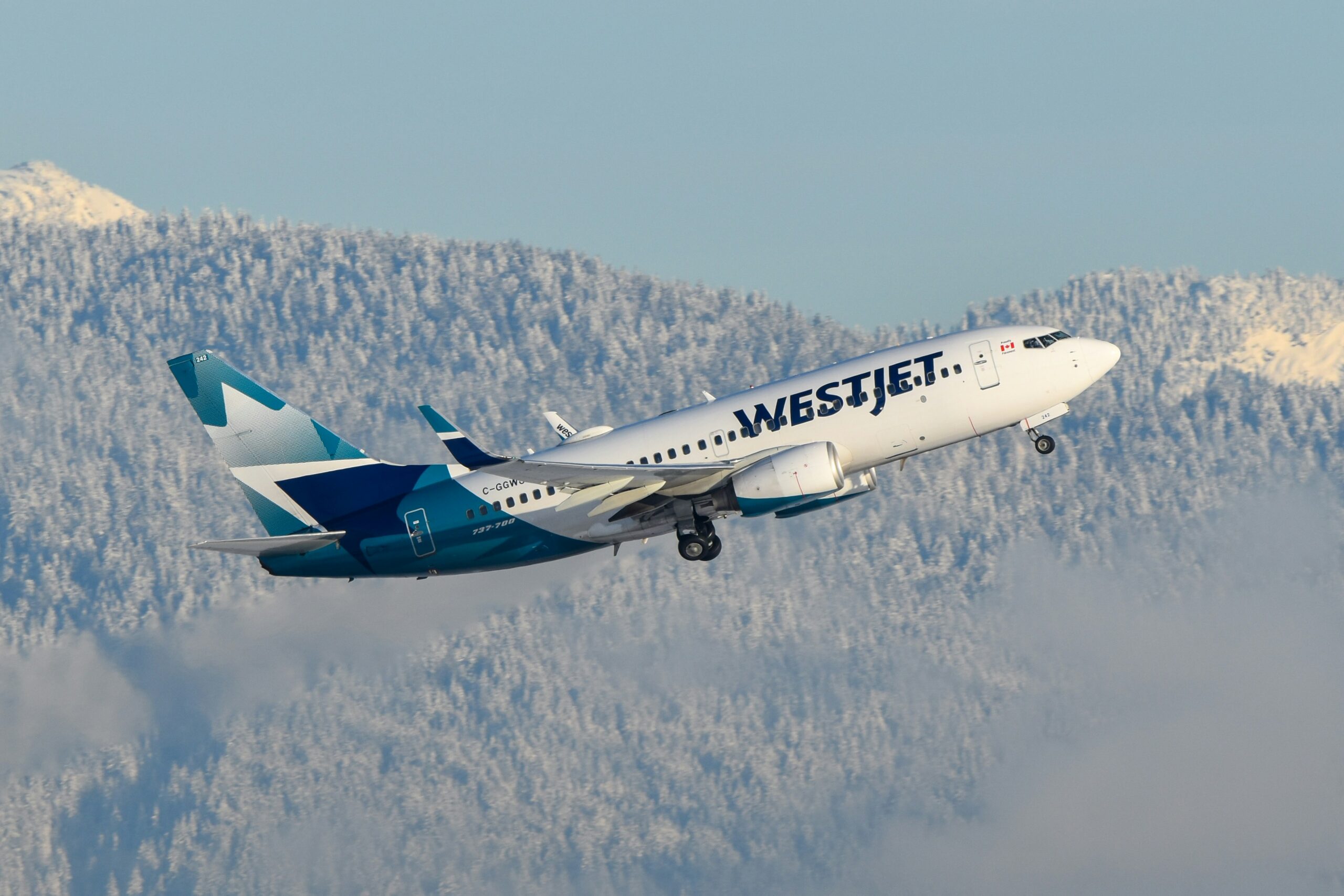 WestJet and Air France-KLM Expand Codeshare