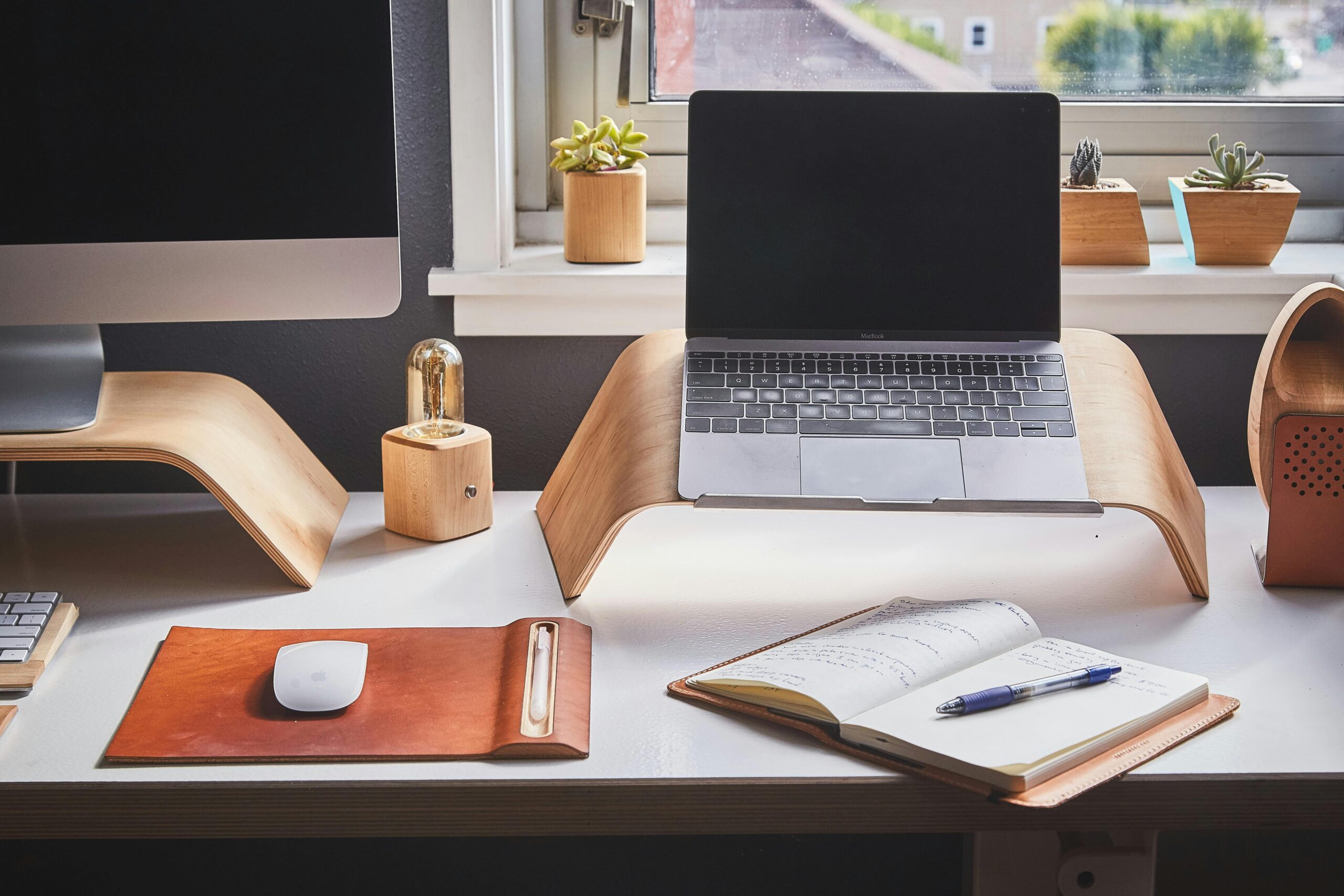 How to Become a Travel Coordinator: Training, Certifications & Career Pathways